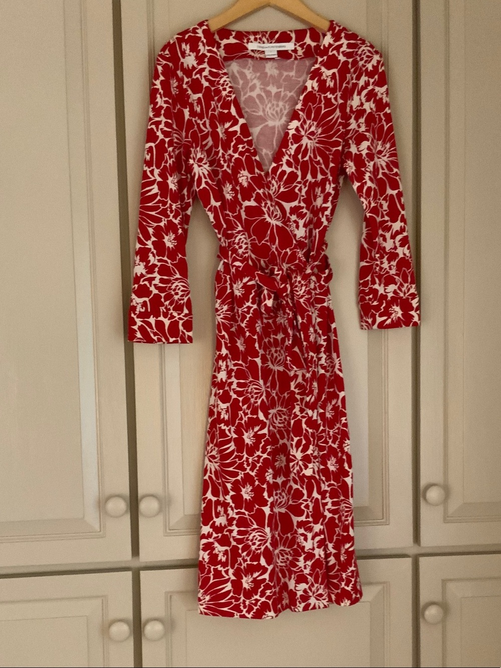 Diane Von Furstenberg Red & White Floral Wrap Dress 2